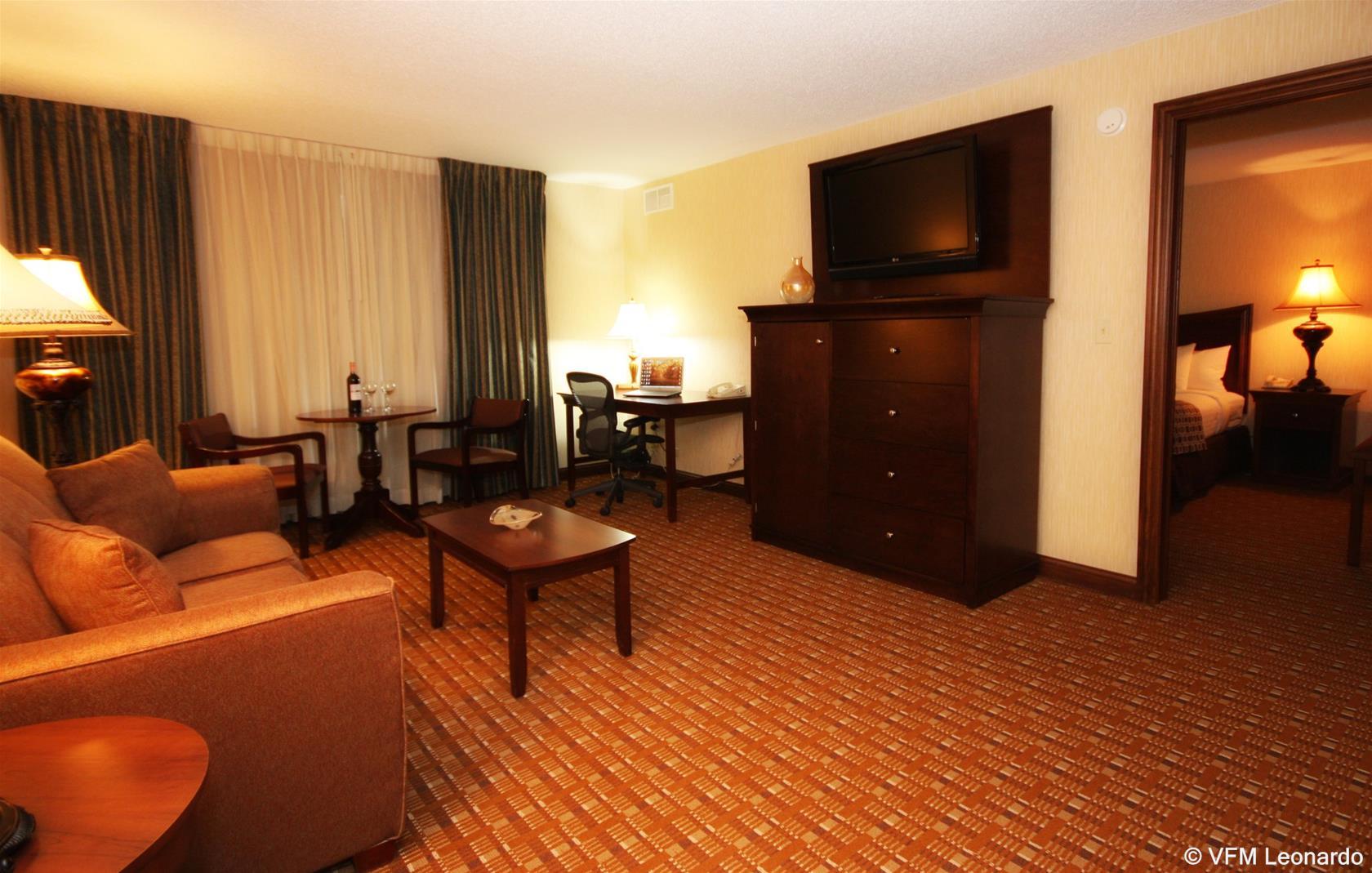 Crowne Plaza Chicago-Northbrook By Ihg Hotel Exterior photo